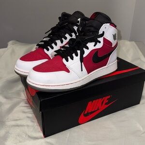 Air Jordan 1 Retro High OG “Carmine”